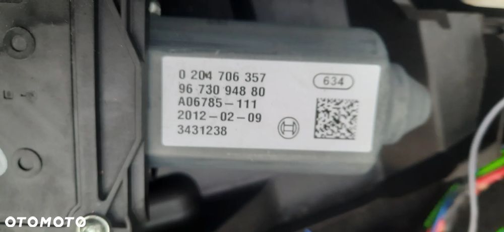 Peugeot 3008 Dmuchawa wentylator radiator  Kabiny  P7708005 BEHR Mechanizm elektryczny Hamulca ręcznego a2c53379975 0204706357 9673094880 - 2