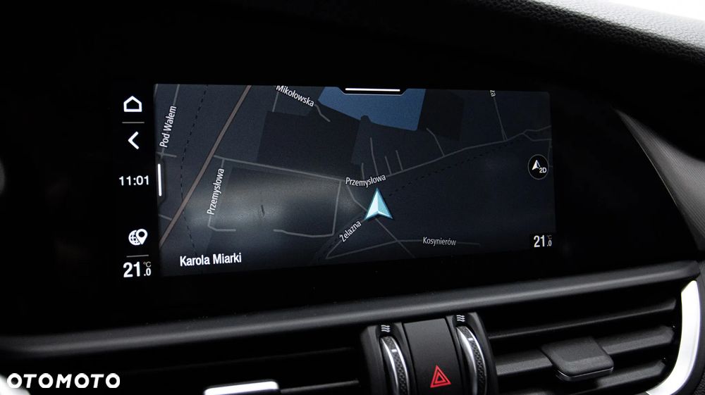 Alfa Romeo Giulia 2.0 Turbo Veloce - 27