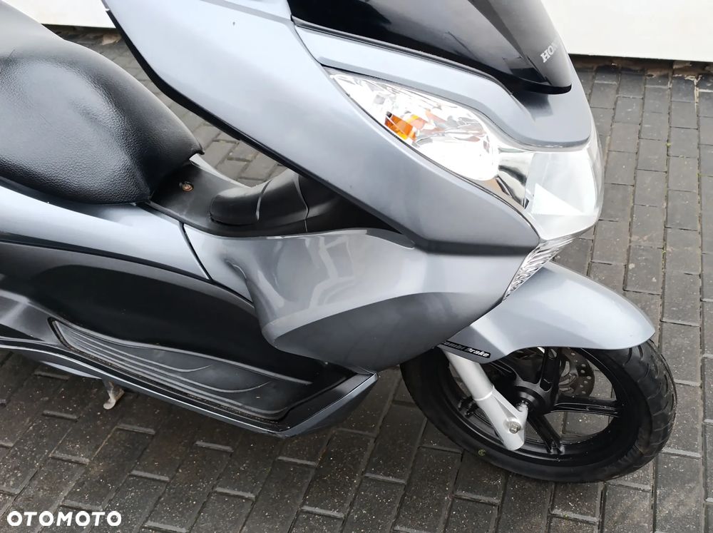 Honda PCX - 23