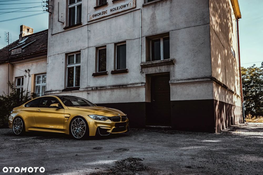 BMW M4 DKG Competition - 14