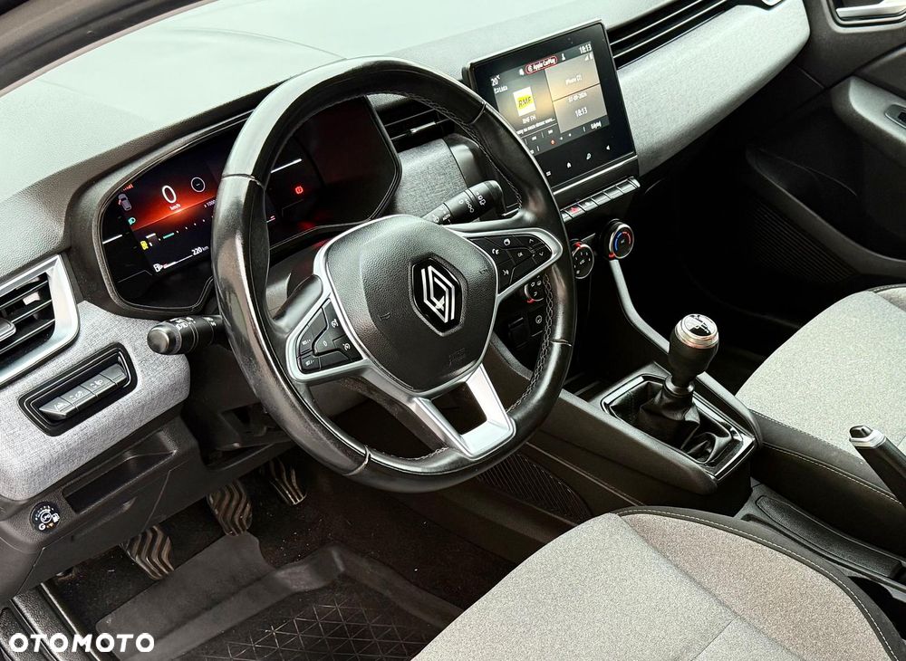 Renault Clio - 20