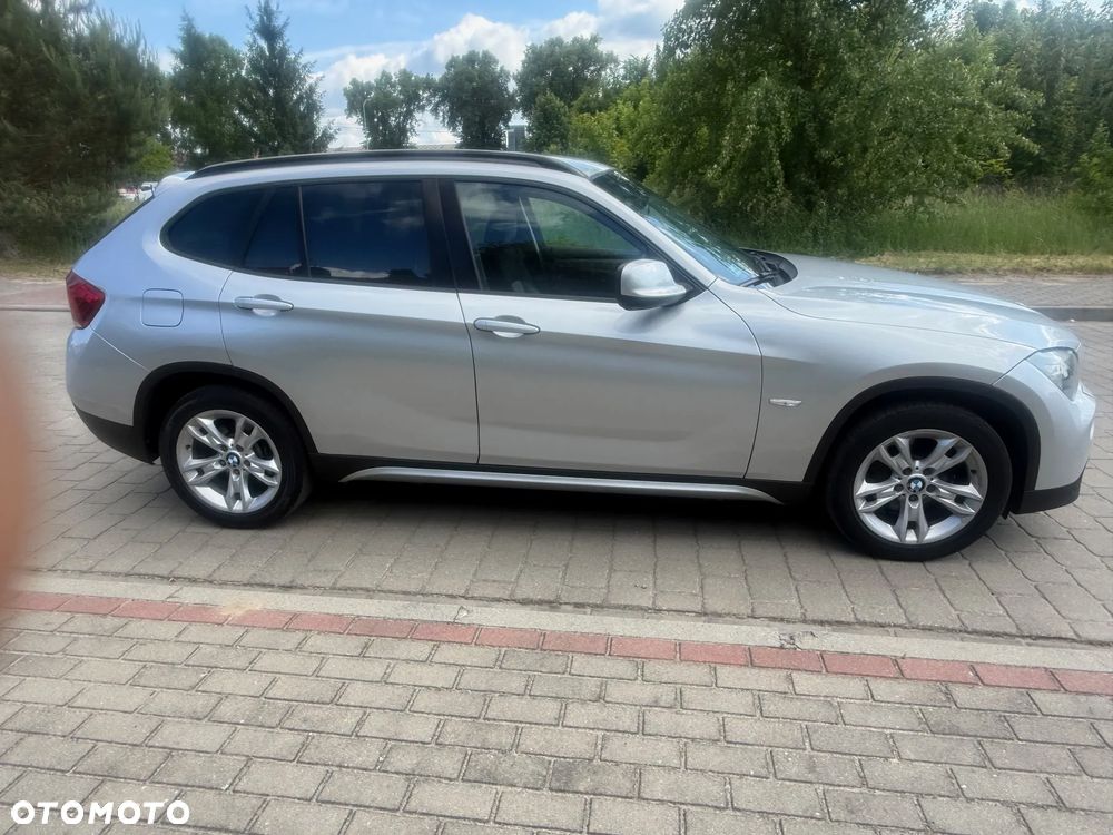 BMW X1 sDrive18d - 12