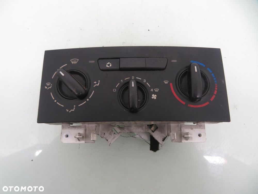 PANEL NAWIEWU PEUGEOT PARTNER II 181440100 181440100 - 1