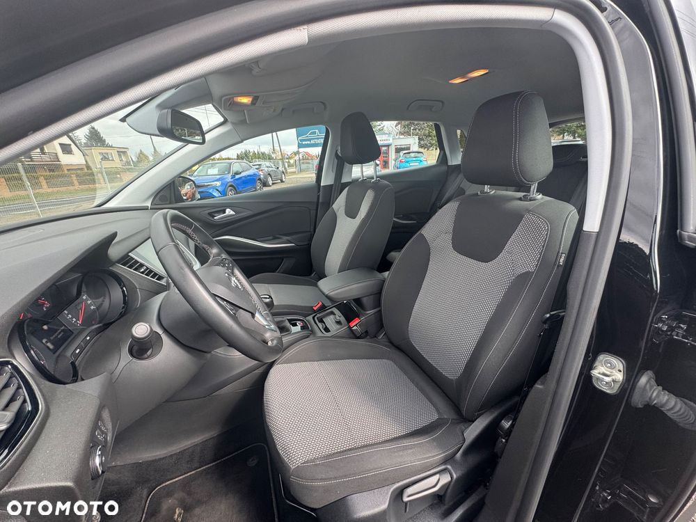 Opel Grandland X 1.5 CDTI Design Line S&S - 17