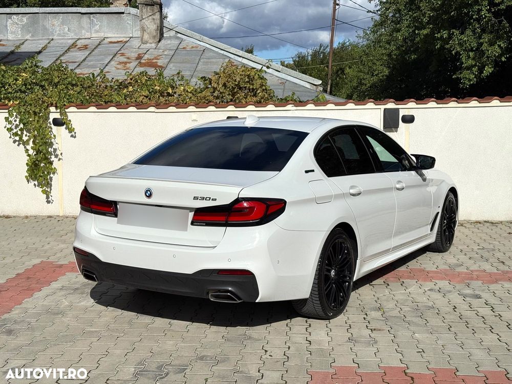 BMW Seria 5 530e Aut. M Sport Edition - 4