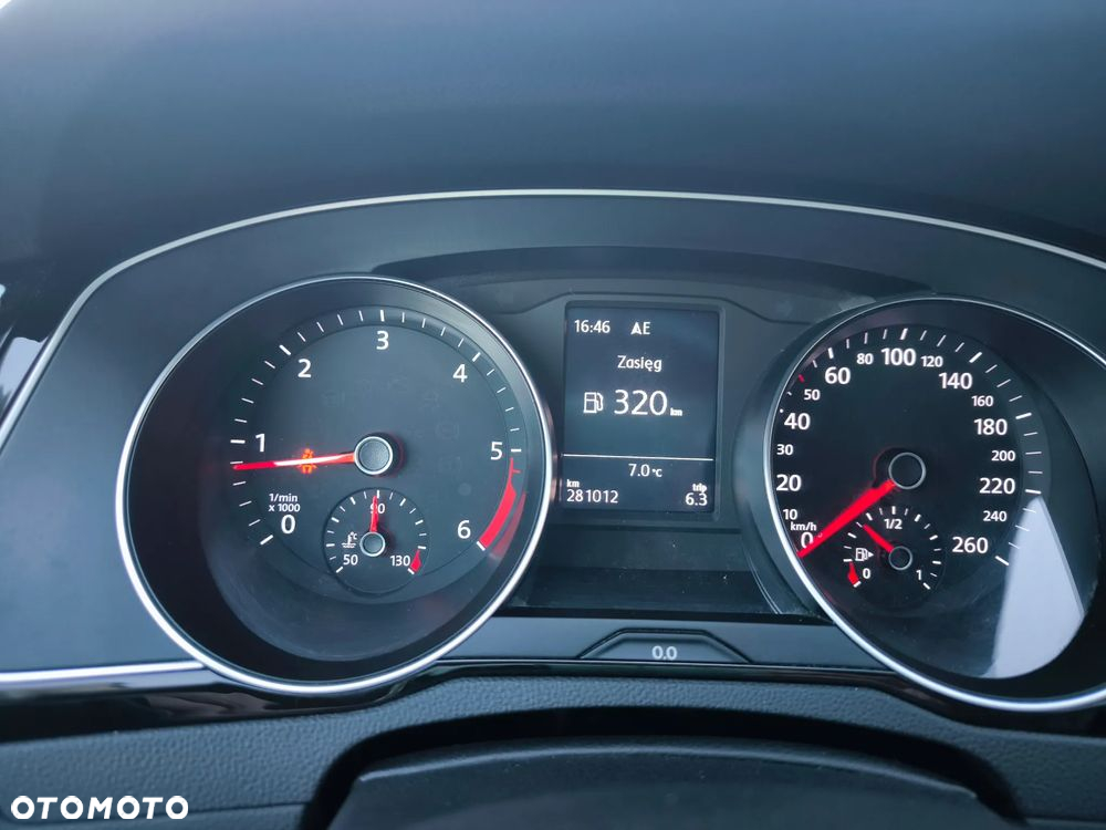 Volkswagen Passat Variant 1.6 TDI (BlueMotion Technology) Comfortline - 15
