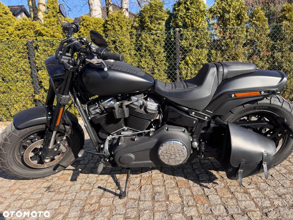 Harley-Davidson Dyna Fat Bob - 1