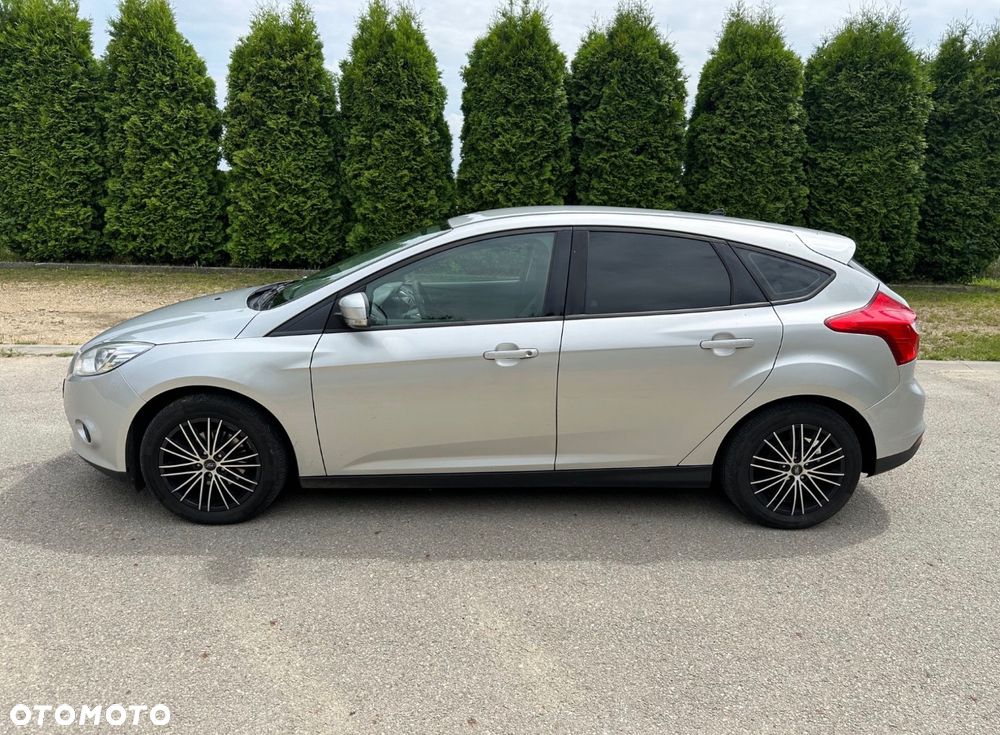 Ford Focus 2014 photo 2