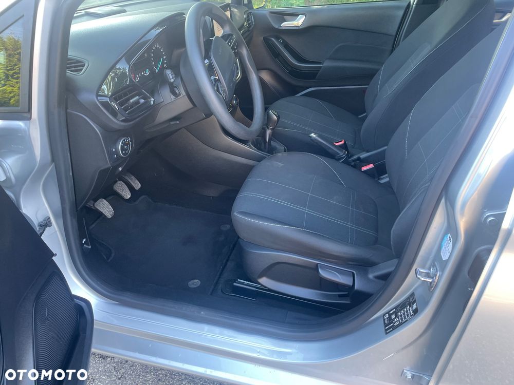 Ford Fiesta - 11