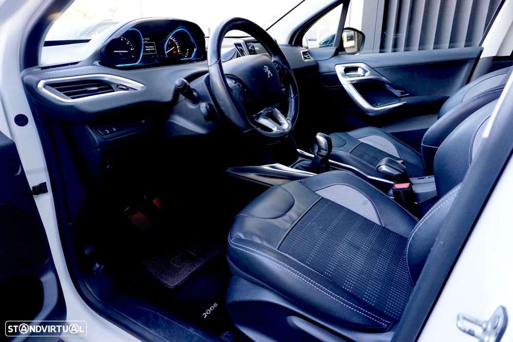 Peugeot 2008 82 VTI Allure - 9
