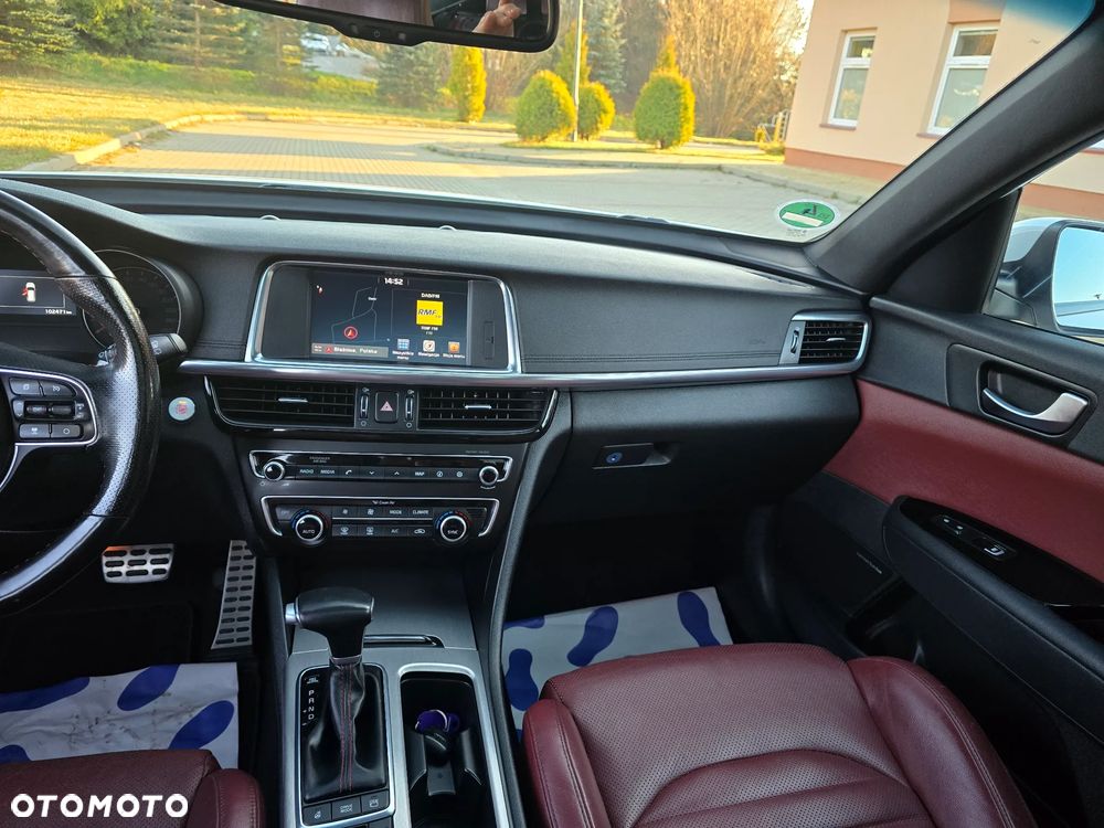 Kia Optima 2.0 T-GDI GT - 28