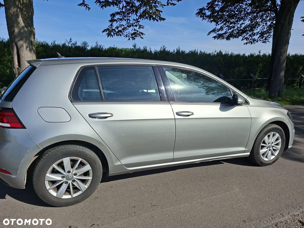 Volkswagen Golf 1.6 TDI (BlueMotion Technology) Comfortline - 11