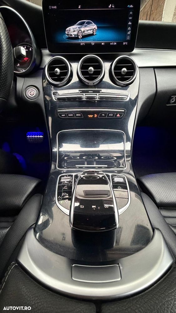 Mercedes-Benz C - 11