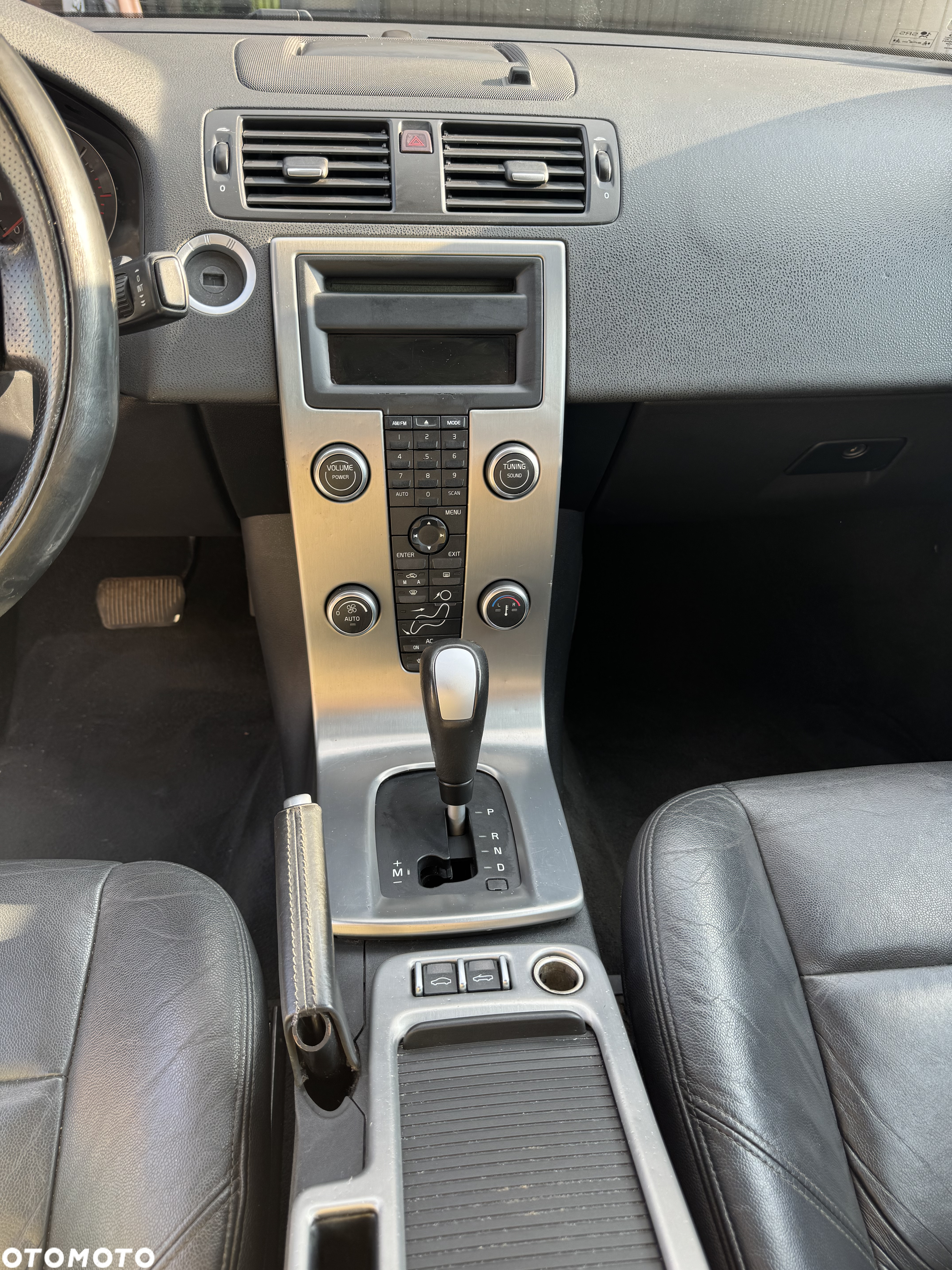 Volvo C70 D5 Momentum - 32