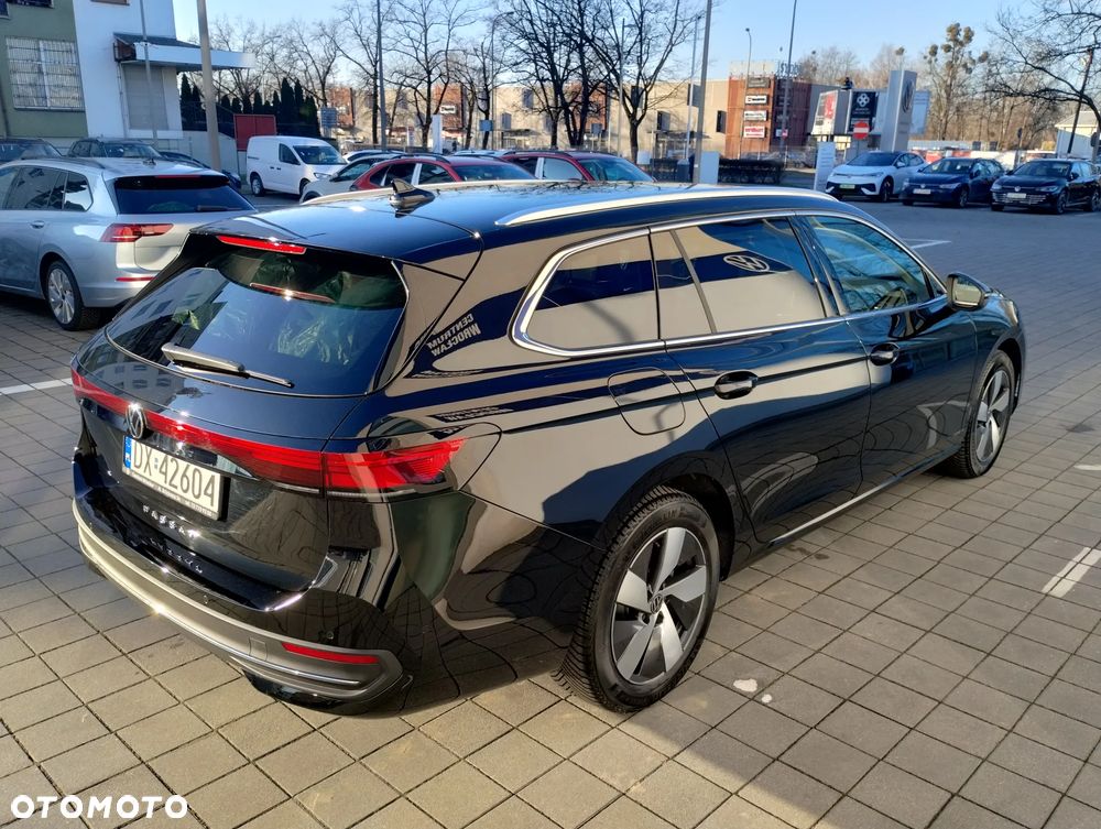Volkswagen Passat - 3