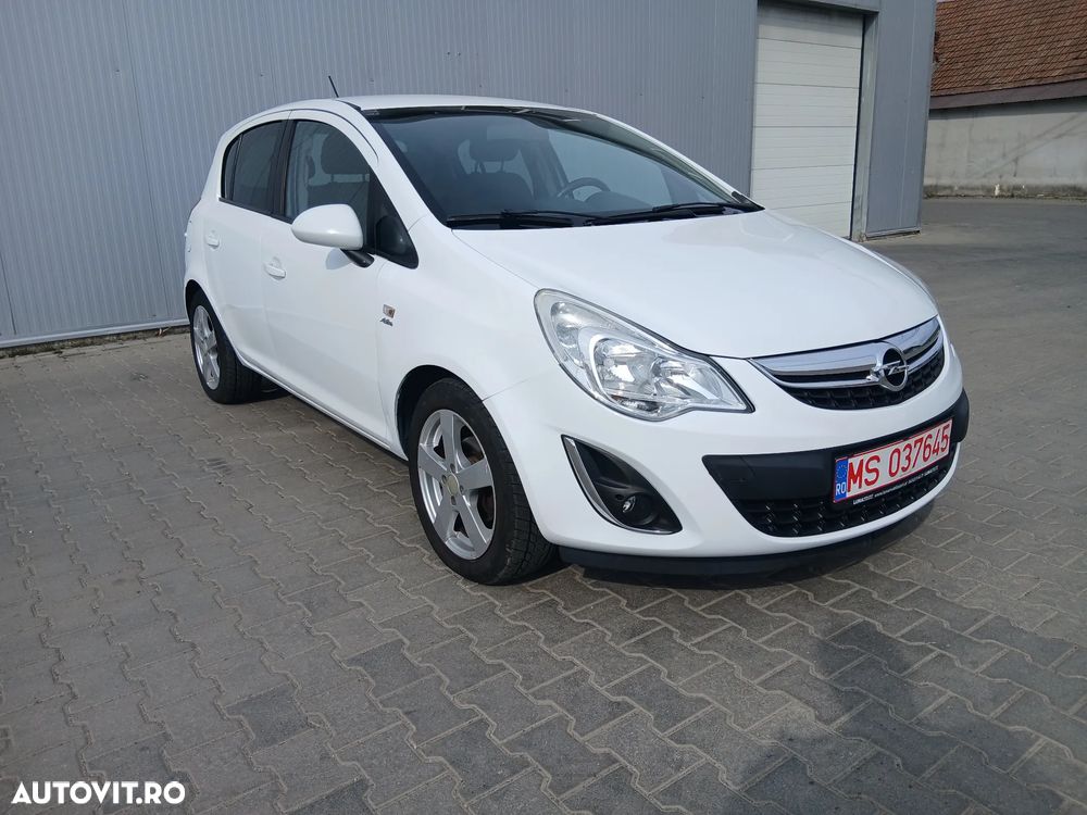 Opel Corsa 1.4 16V Edition - 2