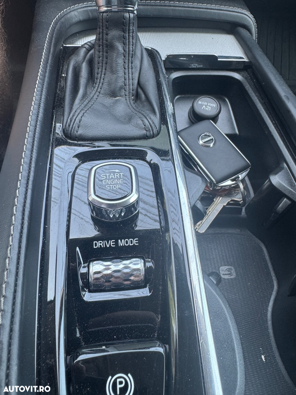Volvo XC 90 D5 AWD Inscription - 14
