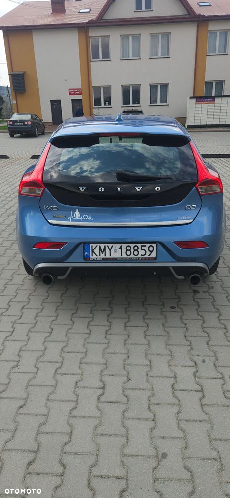 Volvo V40 D2 Drive-E R-Design Momentum - 5