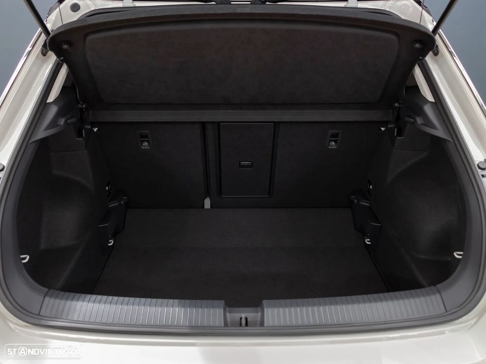 VW T-Roc 1.0 TSI Urban - 8