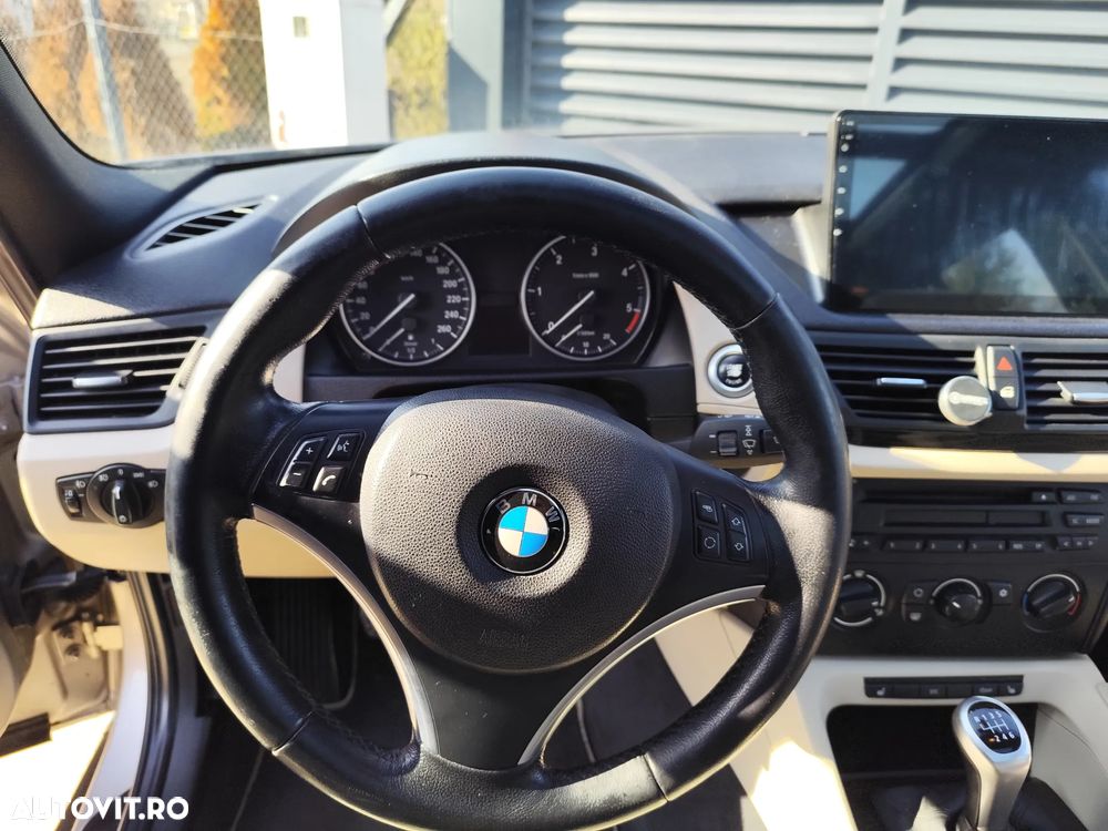 BMW X1 sDrive20d - 17
