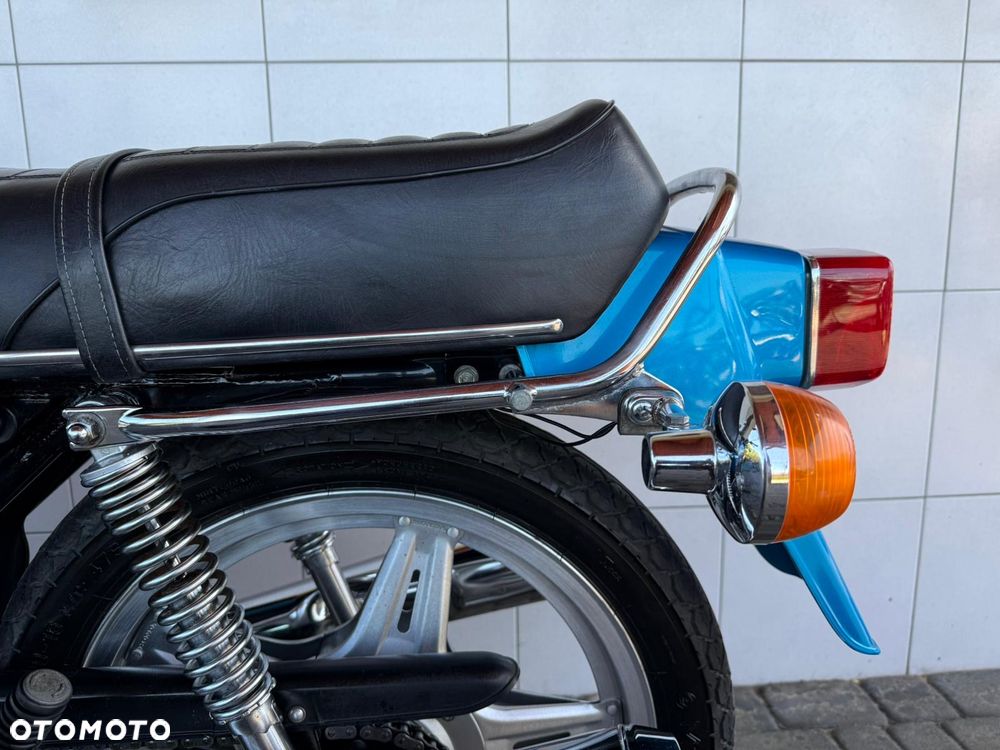 Honda CB - 17