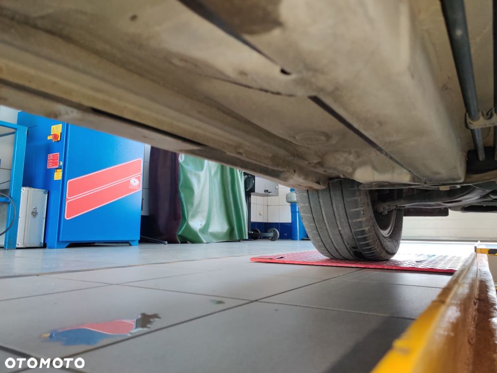 Toyota Corolla Verso 1.6 Sol - 34