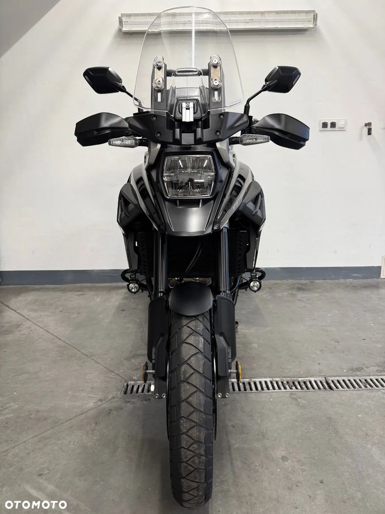 Suzuki V-STROM - 36
