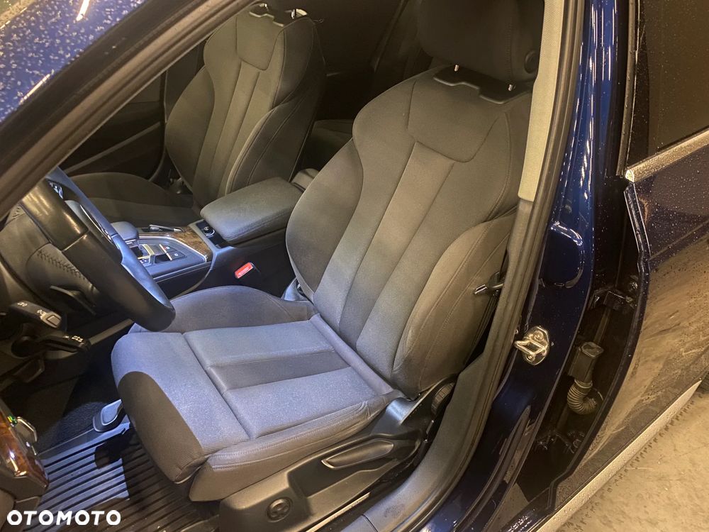 Audi A4 Allroad - 12