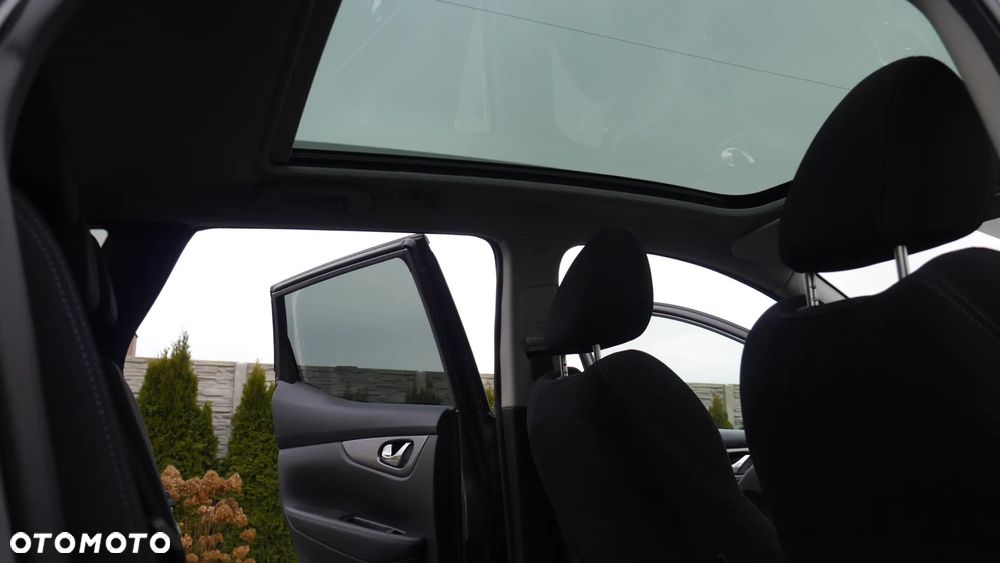 Nissan Qashqai 1.3 DIG-T AKARI - 31