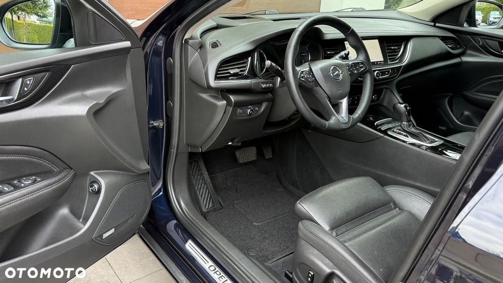 Opel Insignia 2.0 Automatik Business Edition - 40