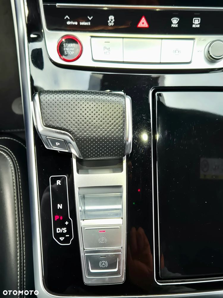 Audi SQ8 TFSI quattro tiptronic competition plus - 24
