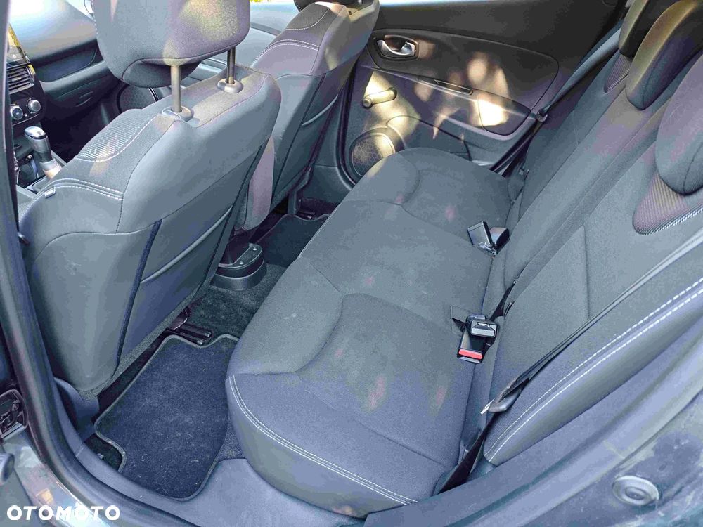 Renault Clio - 7