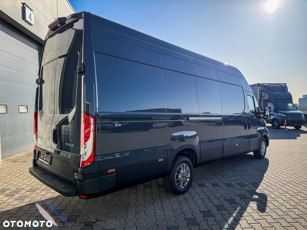 Iveco Daily 35S18HV L4H3 Furgon od ręki - 5