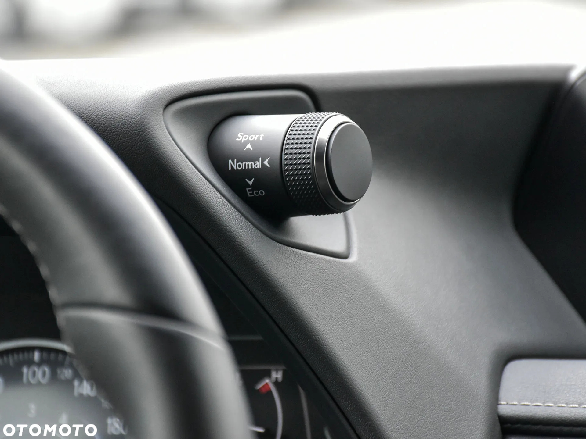 Lexus UX 200 GPF Business 2WD - 32