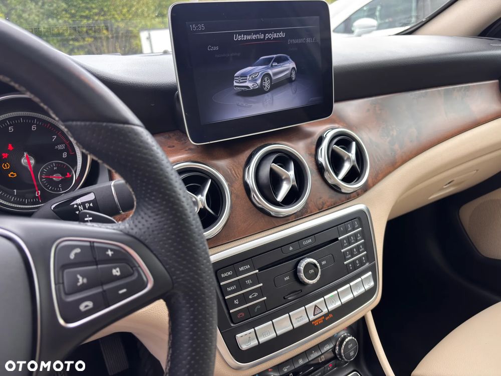 Mercedes-Benz GLA 250 4Matic 8G-DCT Edition 1 - 24