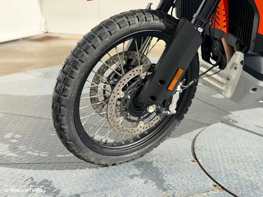 KTM 890 Adventure - 8