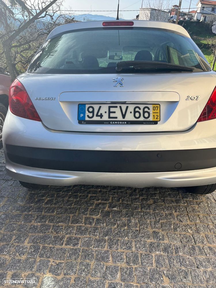 Peugeot 207 1.4 16V Trendy - 5