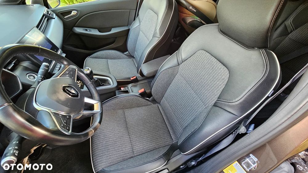 Renault Clio TCe 100 BUSINESS EDITION - 22