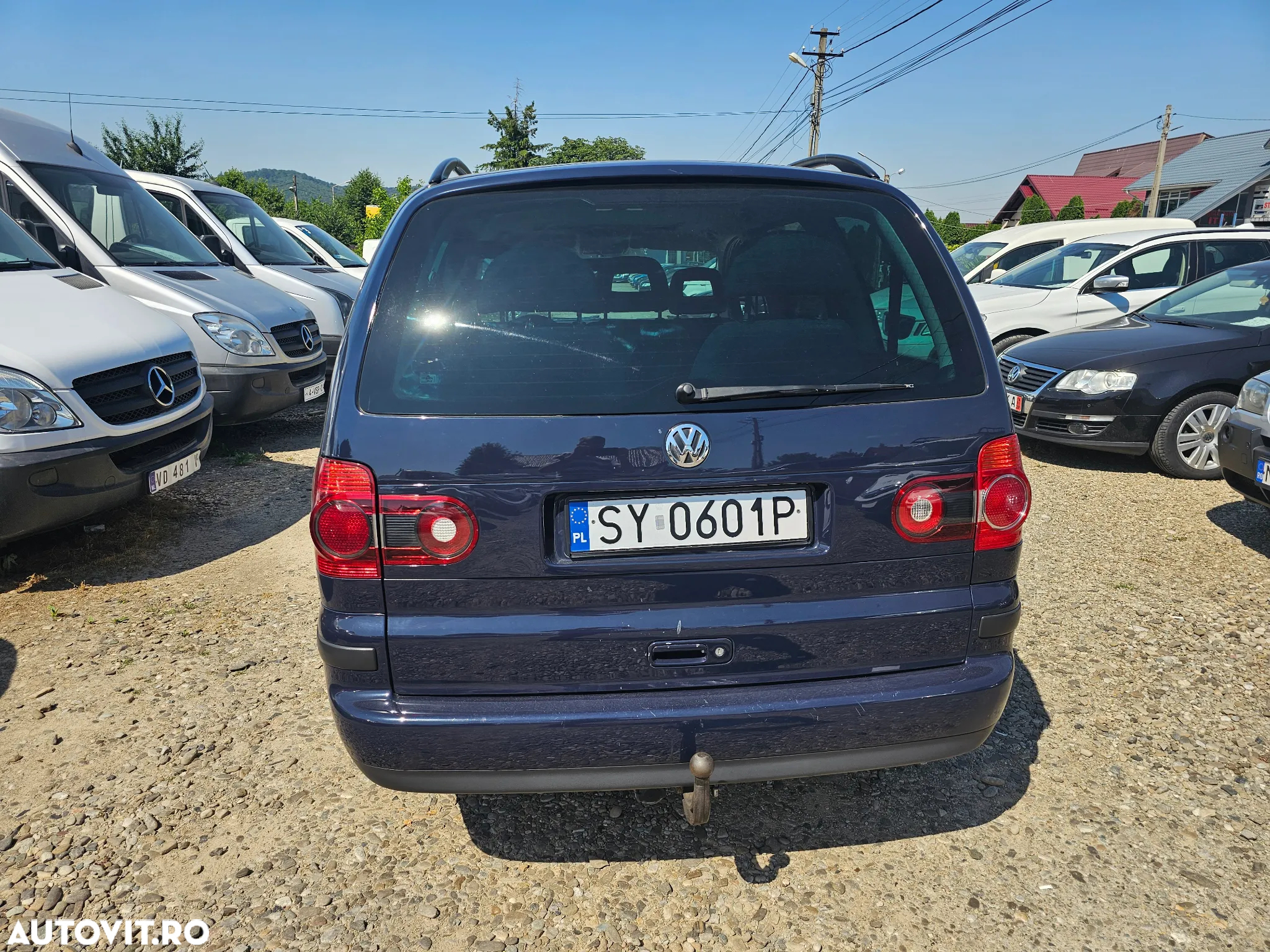 Volkswagen Sharan 1.9 TDI Comfortline Family - 4