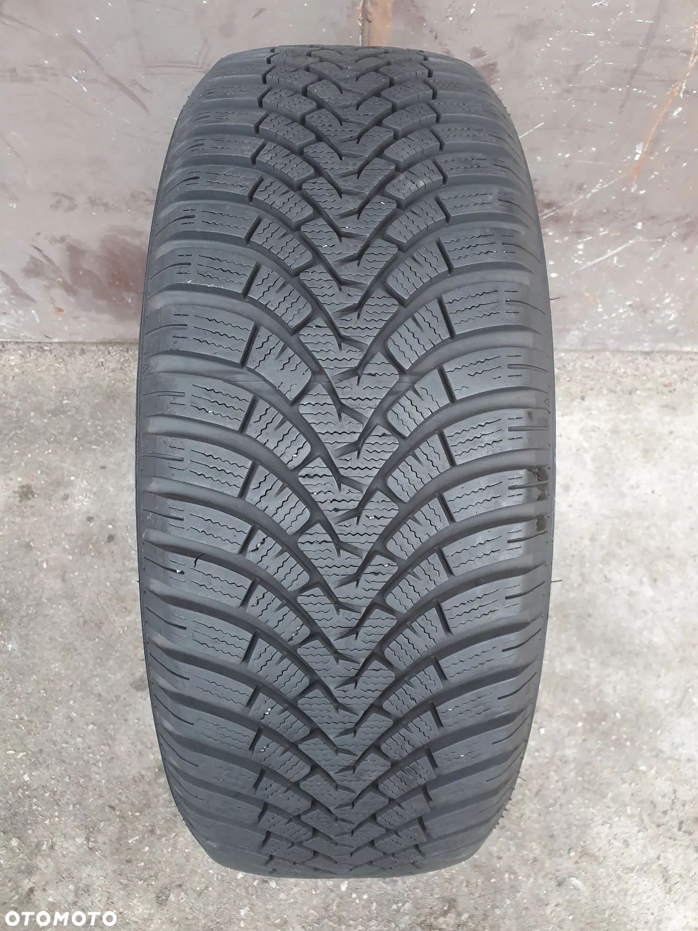 OPONA FALKEN EUROWINTER HS501 215/60 R16 2021r 8mm - 1