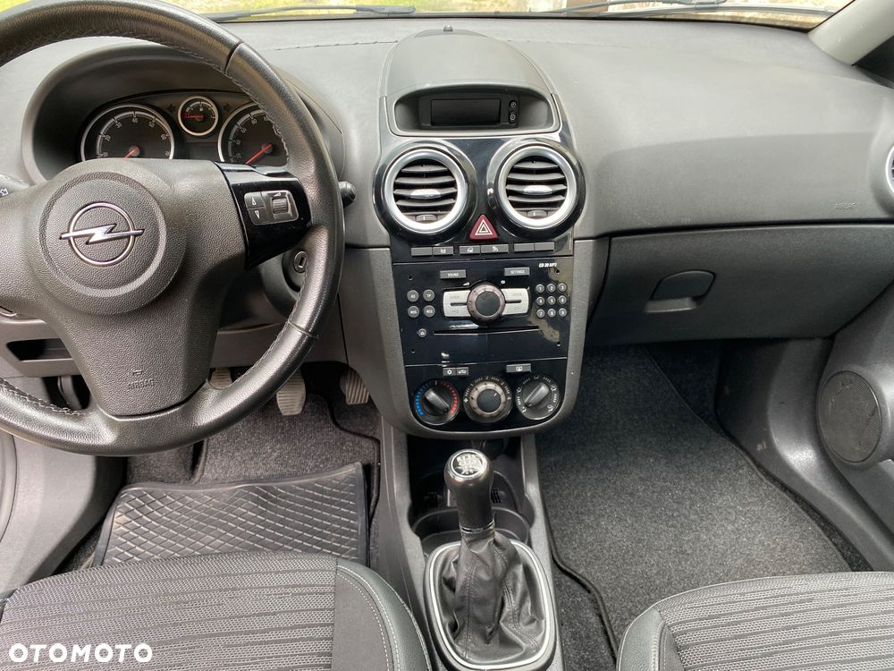 Opel Corsa 1.4 16V Energy - 6