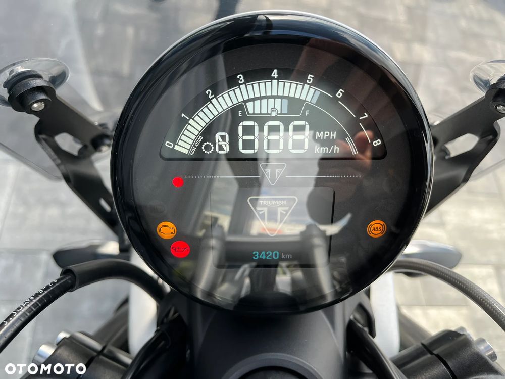 Triumph Scrambler - 5