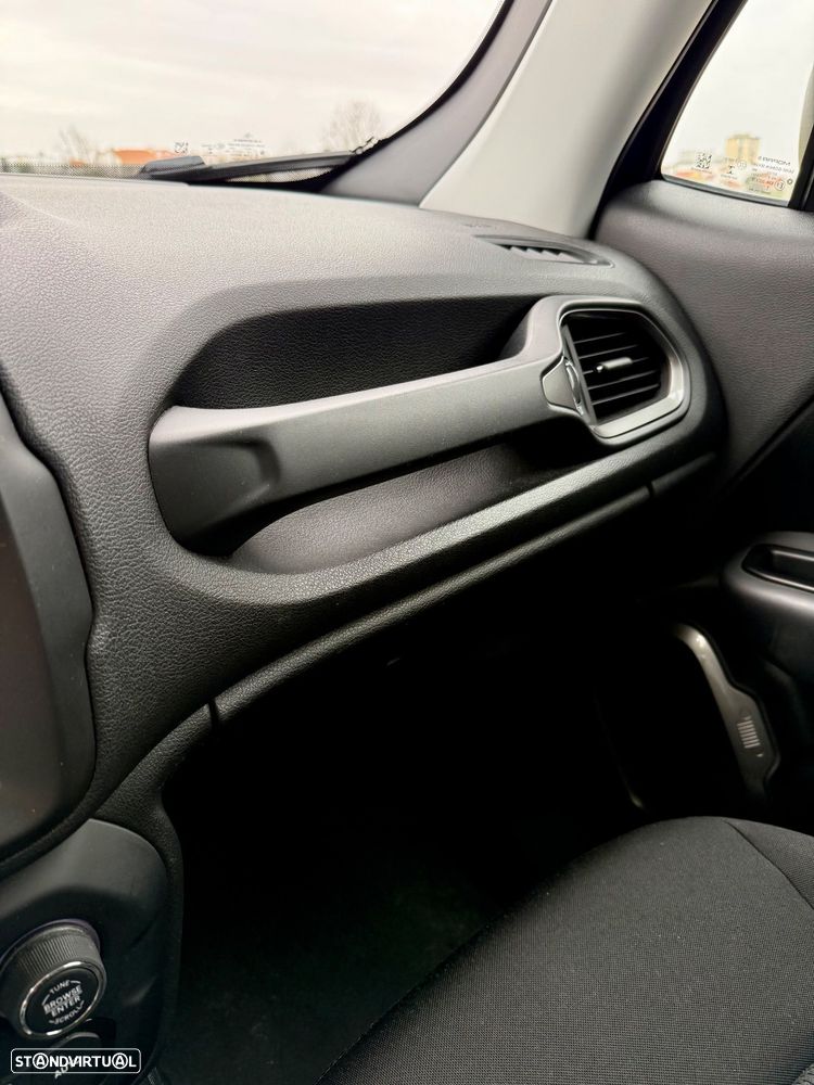 Jeep Renegade 1.0 T Limited - 18