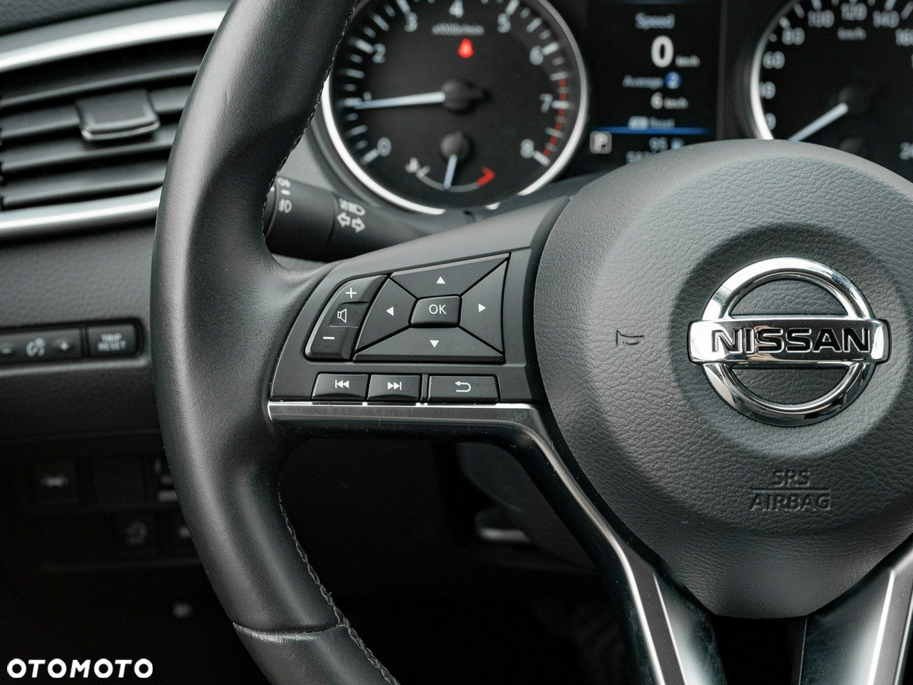 Nissan Qashqai - 17