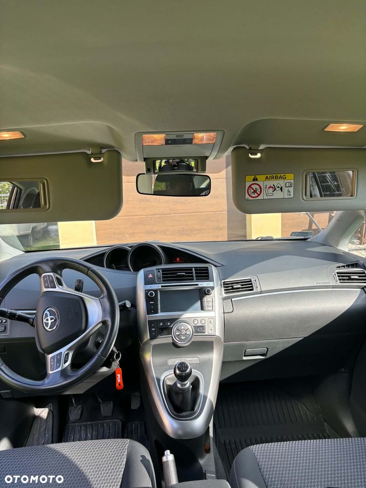 Toyota Verso 1.6 D-4D Premium 7os - 16