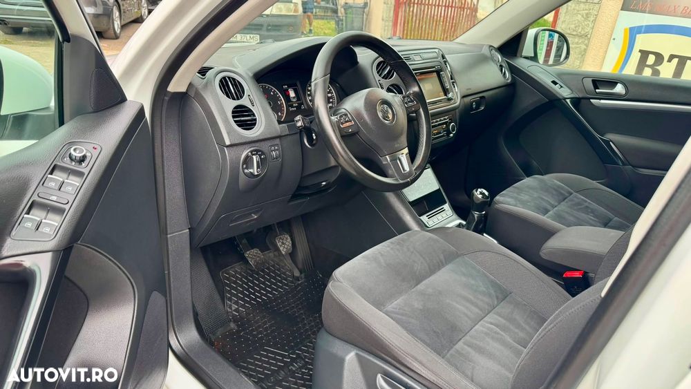 Volkswagen Tiguan - 9
