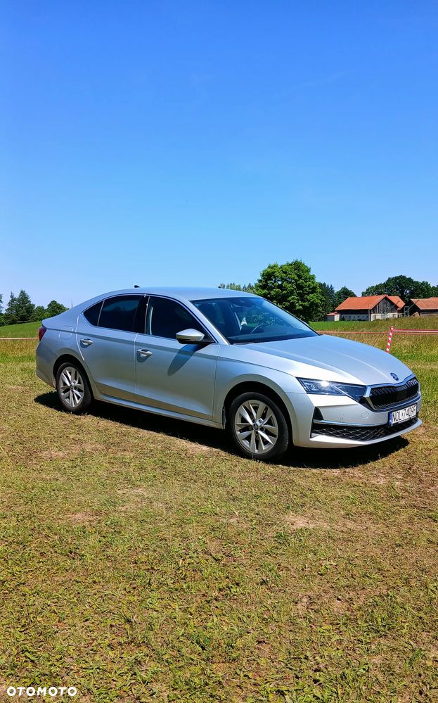 Skoda Octavia 1.5 TSI mHEV Edition 130 Selection DSG - 2