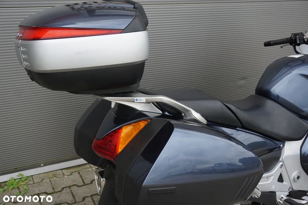 Honda ST - 13
