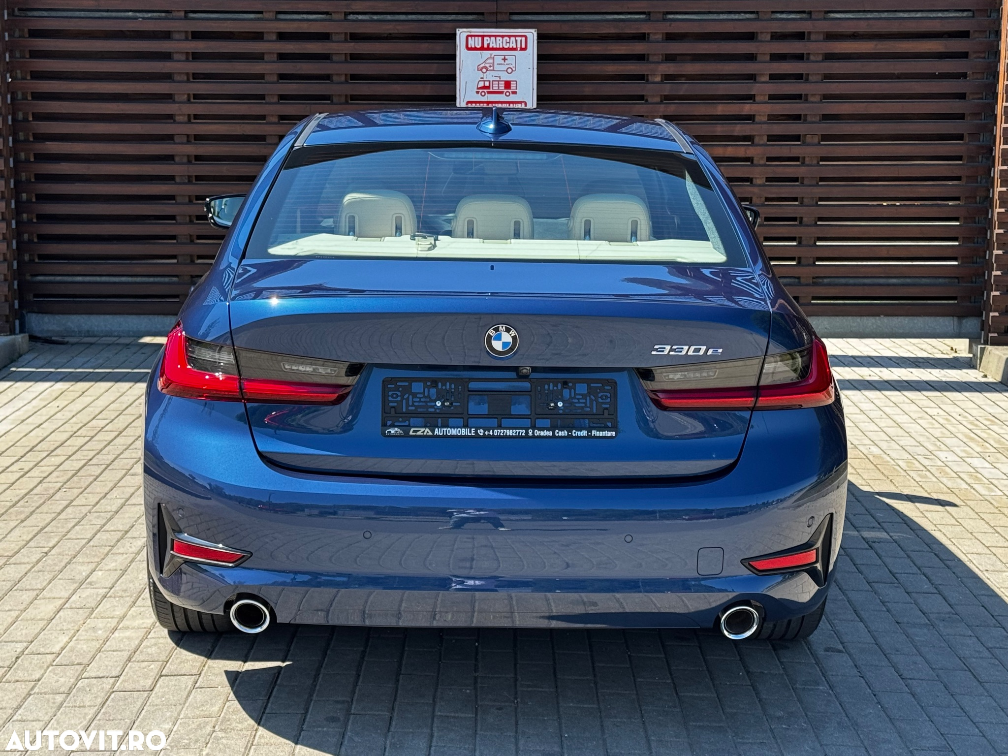 BMW Seria 3 330e Aut. Luxury Line - 10