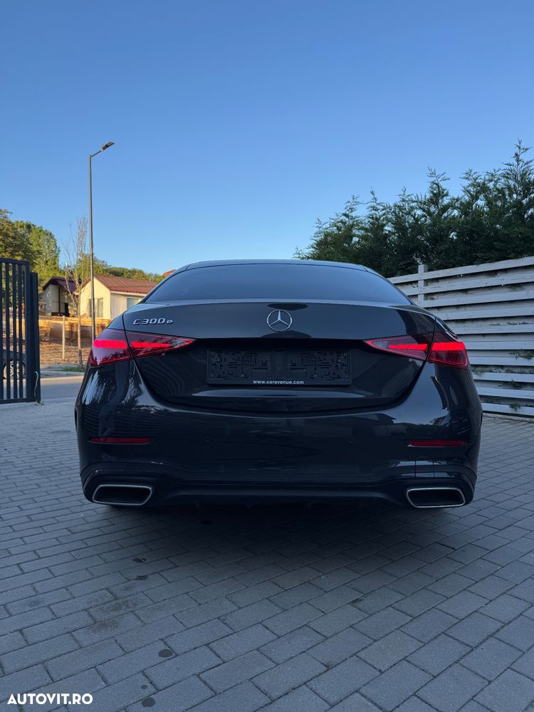 Mercedes-Benz C - 8